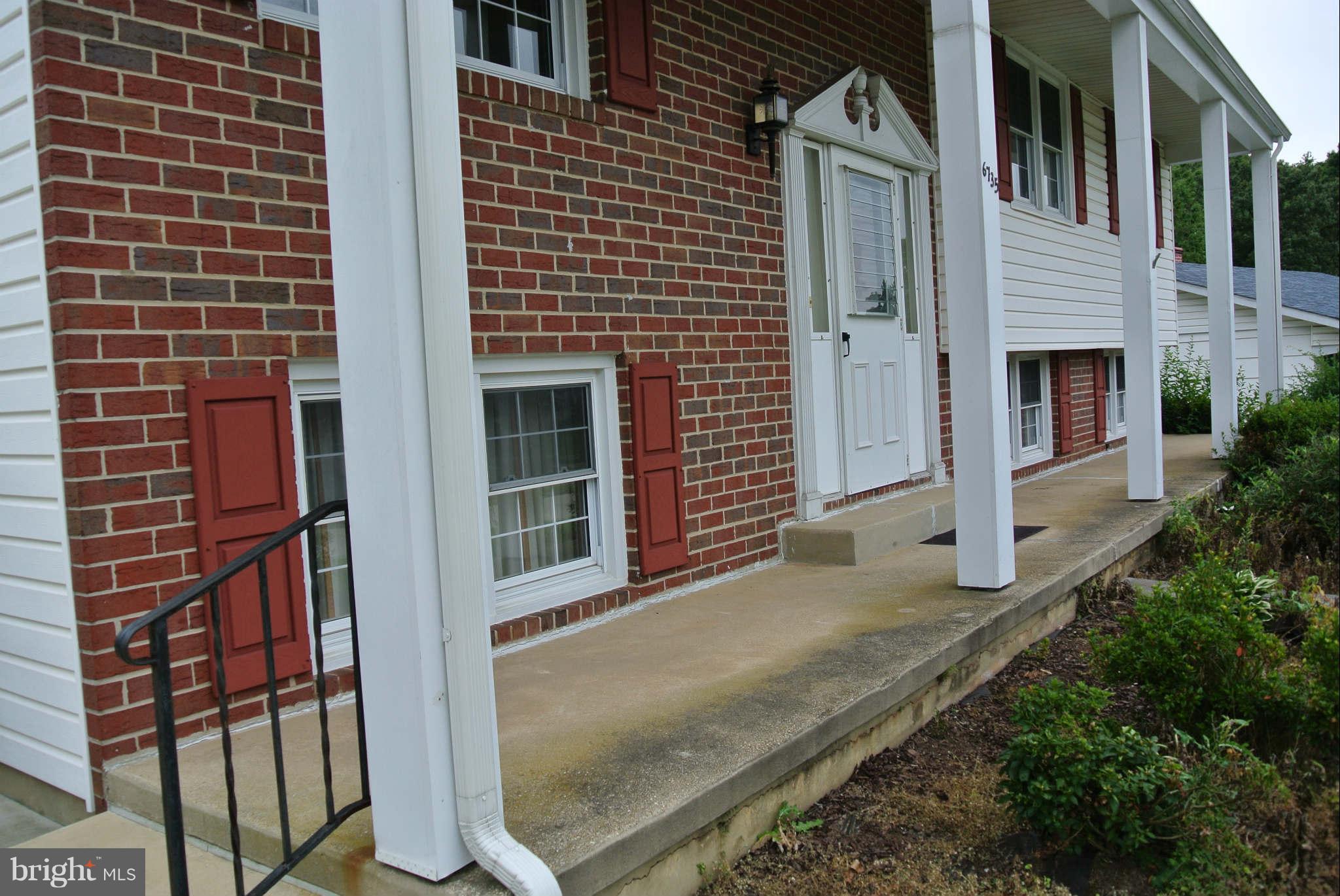 6735 Fordcrest Road Baltimore, MD 21237 - Photo 7 of 22 Exterior (Front) Entrance