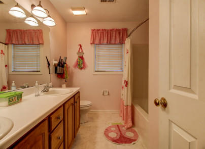 624 Castleridge Road Vinton, VA 24179 - Photo 25 of 37 _MG_8268_69_70_71_72Interior_5274482