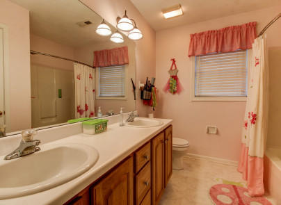 624 Castleridge Road Vinton, VA 24179 - Photo 26 of 37 _MG_8273_4_5_6_7Interior_5274483