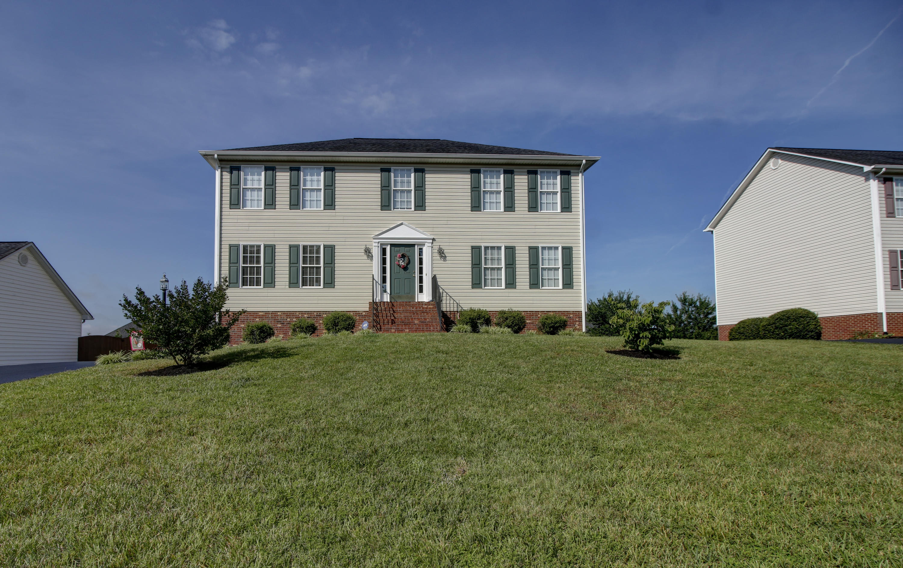 624 Castleridge Road Vinton, VA 24179 - Photo 37 of 37 _MG_8348_49_50_51_52Interior_1