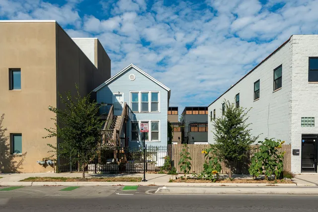 $3,500,000 | 2054 West Grand Avenue, Chicago, IL 60612