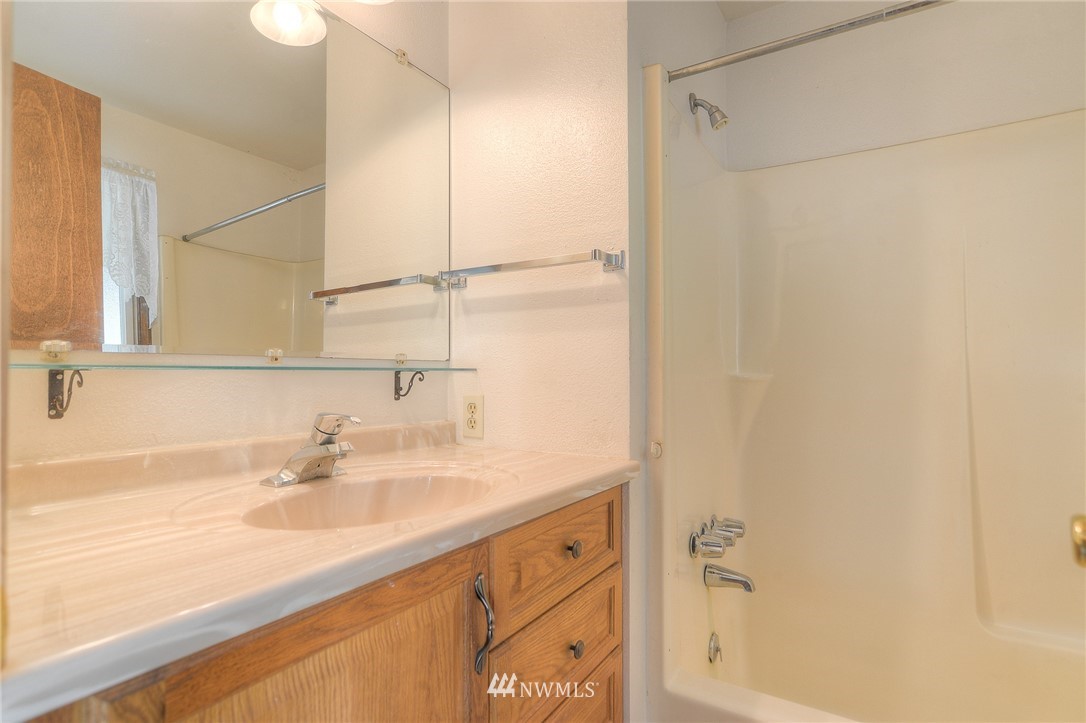 18504 Apricot Street Southwest Rochester, WA 98579 - Photo 13 of 25