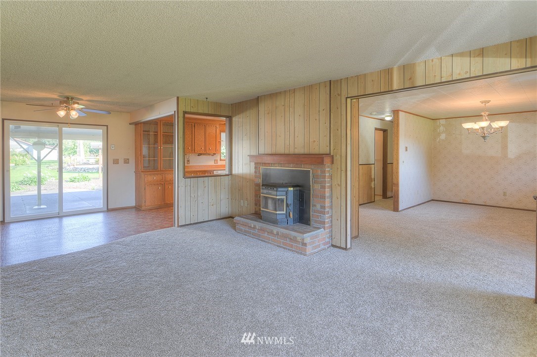 18504 Apricot Street Southwest Rochester, WA 98579 - Photo 5 of 25