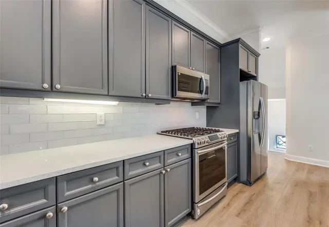 $2,750 | 4058 Buena Vista Street, Unit A, Dallas, TX 75204