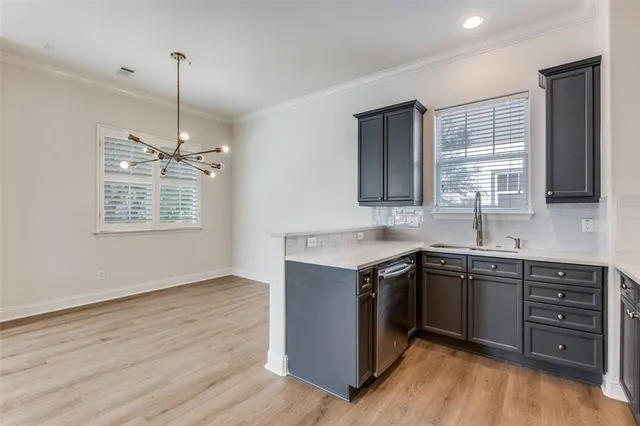 $2,750 | 4058 Buena Vista Street, Unit A, Dallas, TX 75204