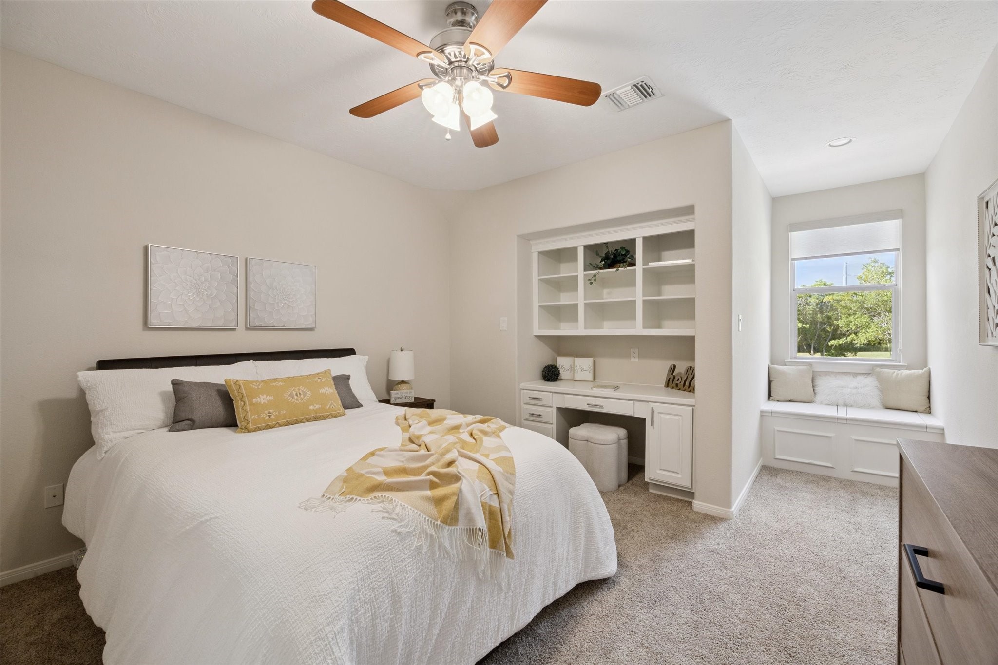 2904 Bridle Path Lane Friendswood, TX 77546 - Photo 36 of 49 a bedroom with a large bed and a window