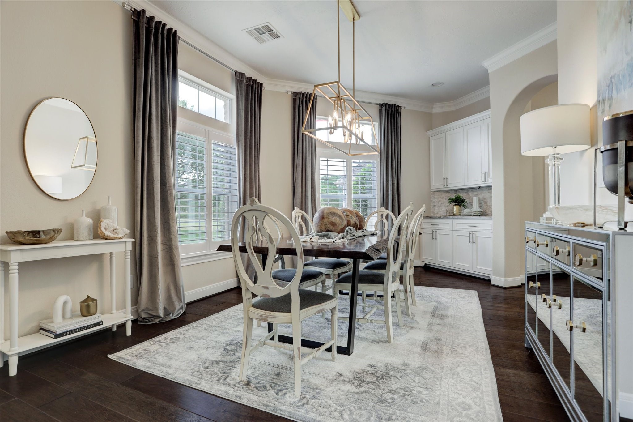 2904 Bridle Path Lane Friendswood, TX 77546 - Photo 10 of 49 With a glimpse of how beautifully this space can be decorated and transformed.