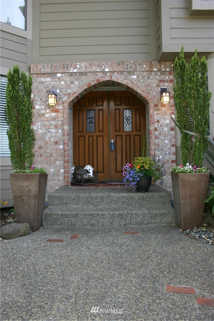 8902 Lake Steilacoom Point Road Southwest Lakewood, WA 98498 - Photo 8 of 25 Gallery Image 8