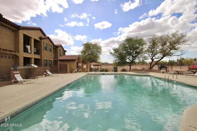 $1,499 | 1456 East 9th Street, Unit 215, Casa Grande, AZ 85122