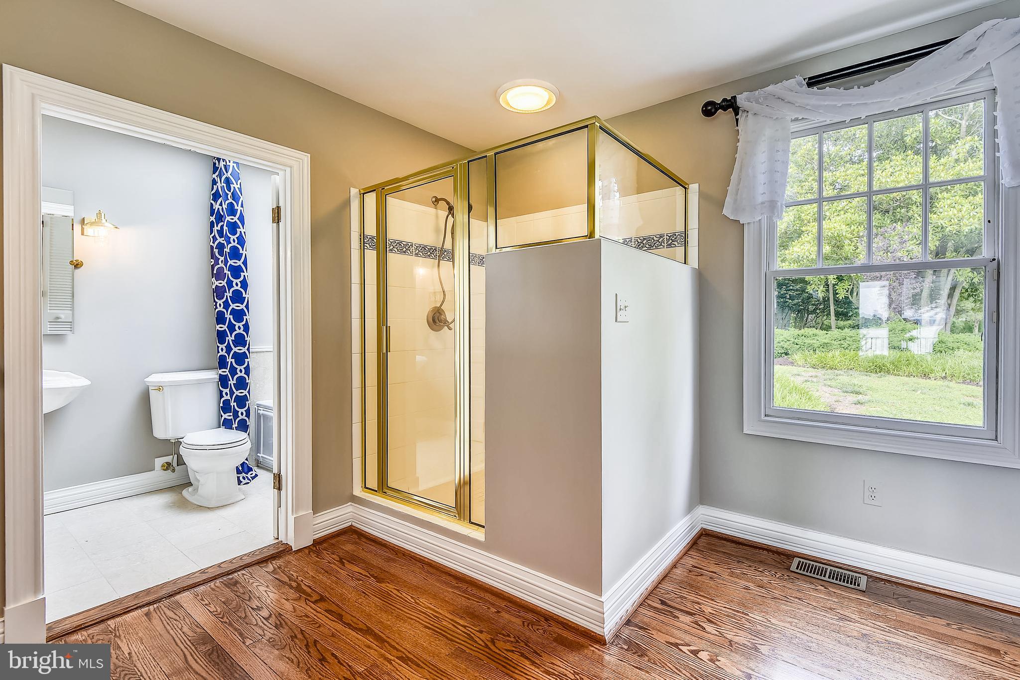508 Tulip Road Annapolis, MD 21403 - Photo 17 of 61 Master Bath