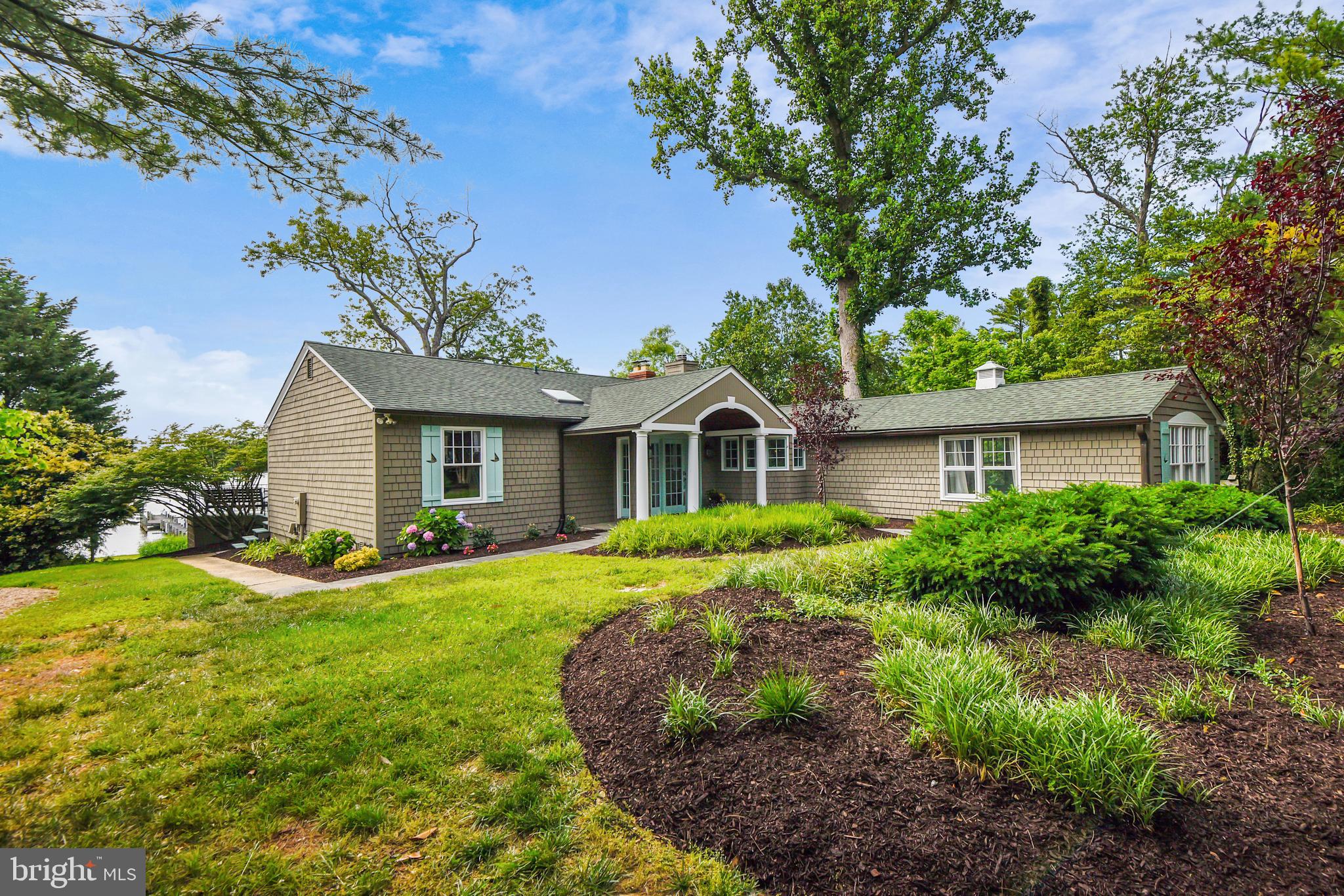 508 Tulip Road Annapolis, MD 21403 - Photo 4 of 61 Beautifully Landscaped w/ Mature OrnamentalTrees