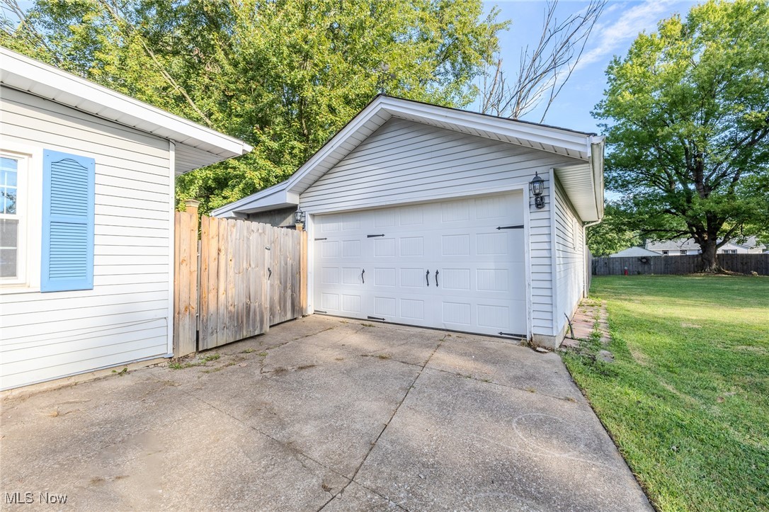 9007 Edgehill Road Mentor, OH 44060 - Photo 43 of 49 Gallery Image 43