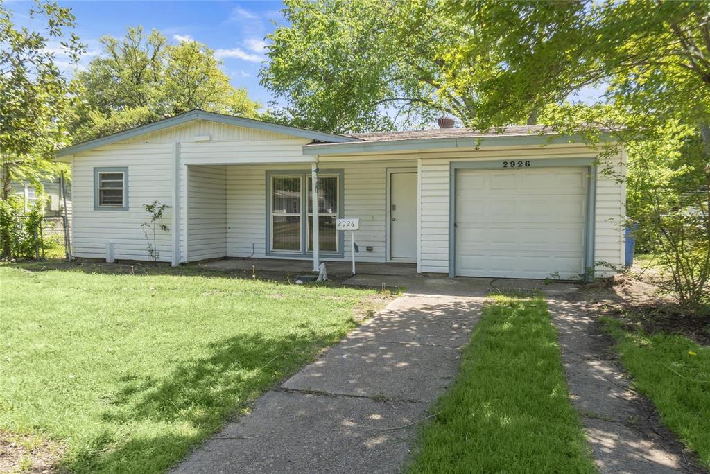front view of house with a yard