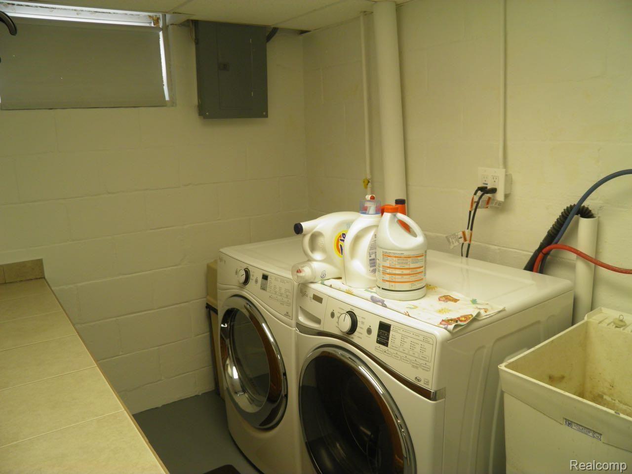 3656 South Merriman Road Wayne, MI 48184 - Photo 31 of 31 p2.jpg