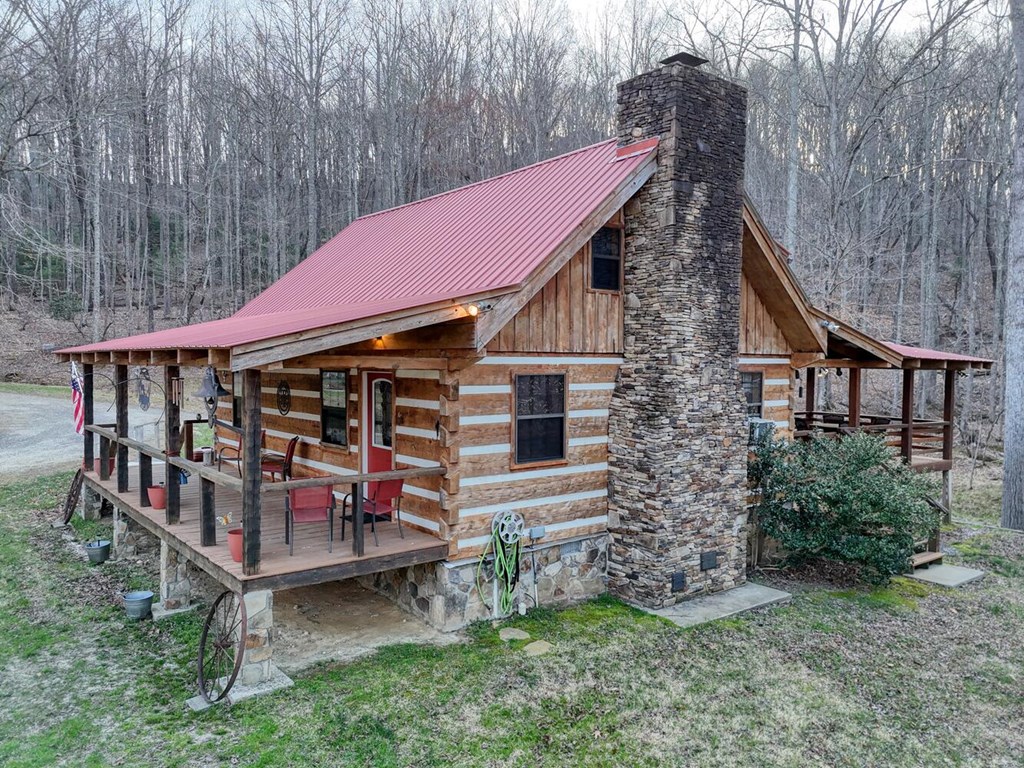 633 Timber Ridge Road South Blairsville, GA 30512 - Photo 14 of 70