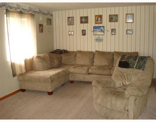 4519 West Ridgewood Road Springfield, OH 45503 - Photo 3 of 12