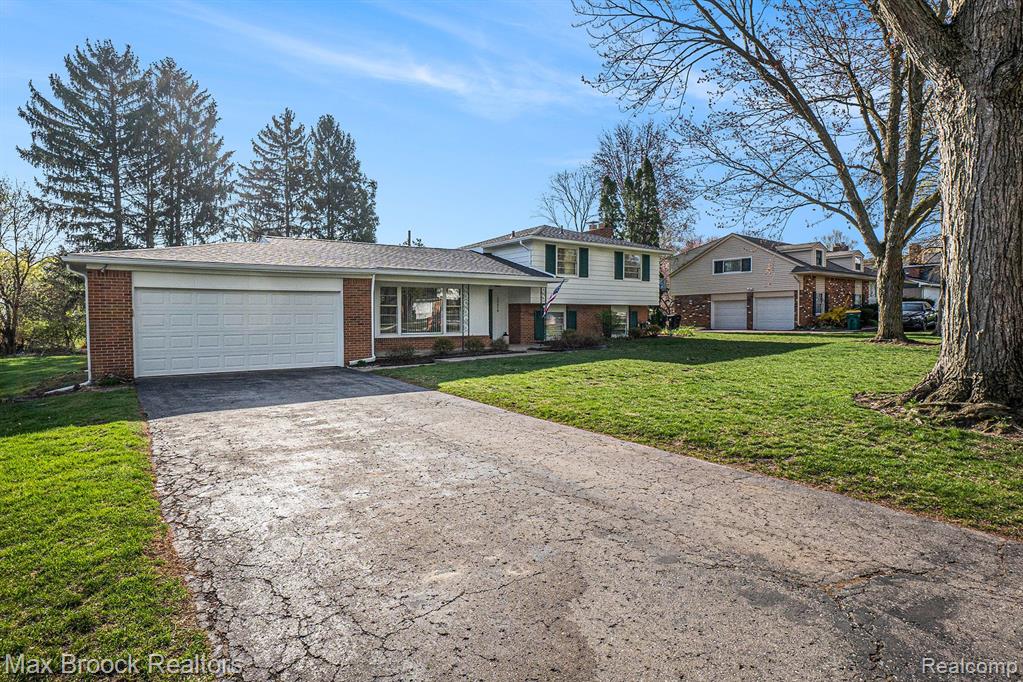 29008 Farmington Road Farmington Hills, MI 48334 - Photo 3 of 29
