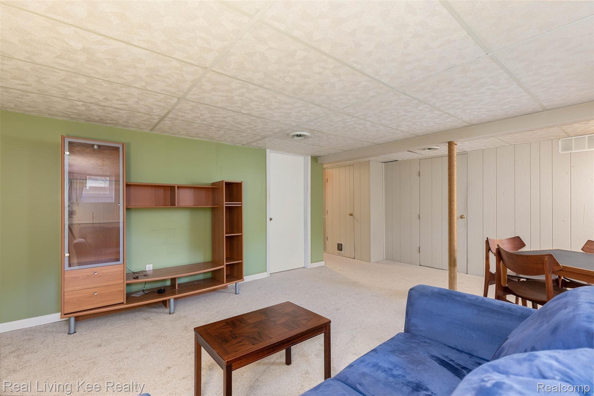 815 Baylor Road Rochester, MI 48309 - Photo 35 of 51 815 Baylor Rd-63.jpg