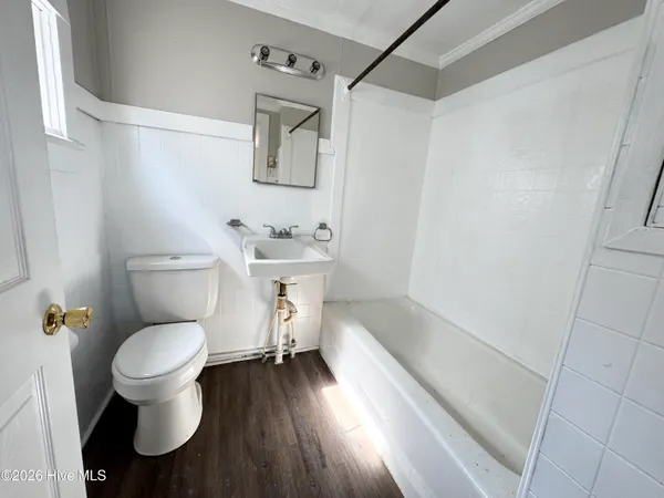 $900 | 207 East Burgess Street, Unit B, Elizabeth City, NC 27909