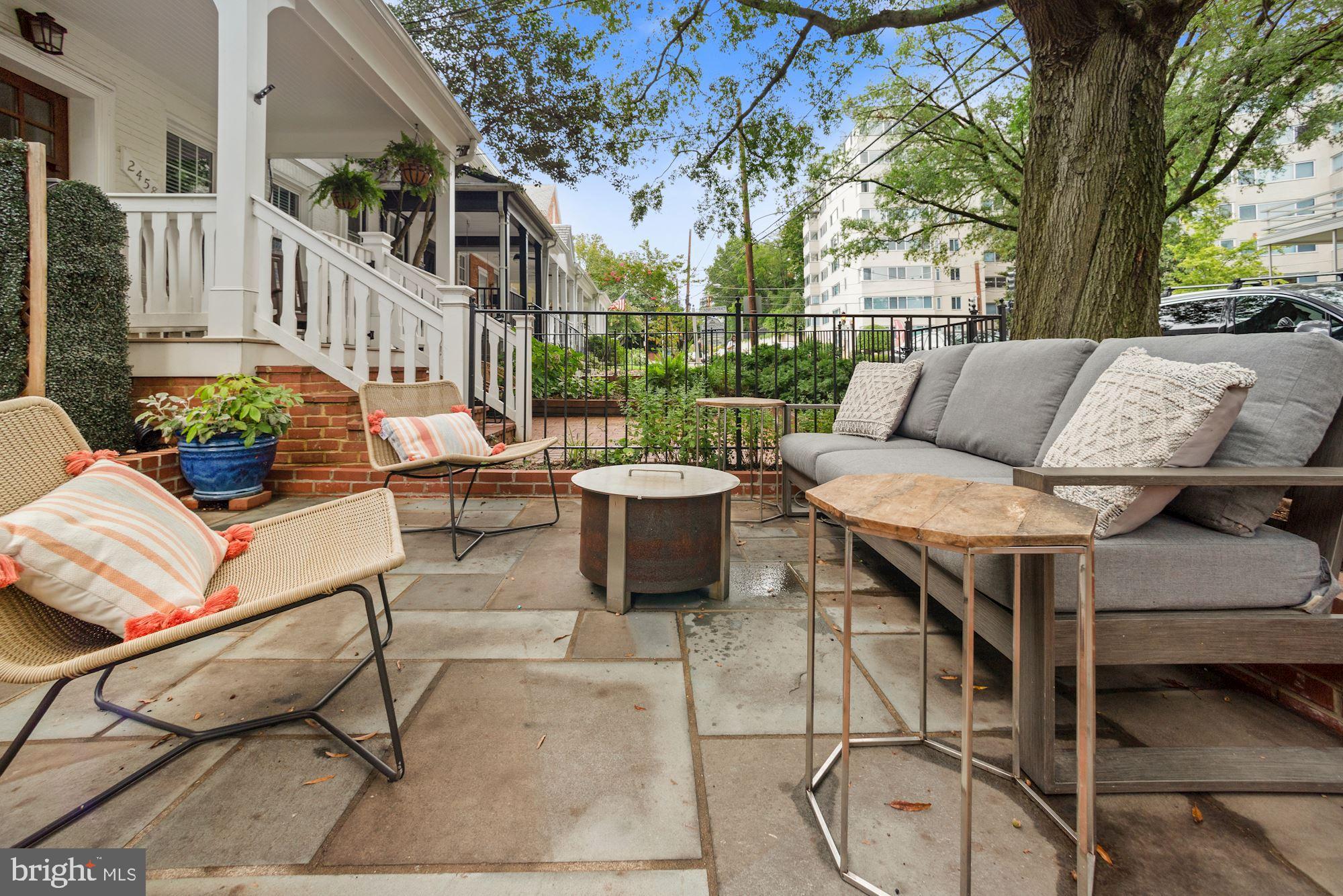 2456 Tunlaw Road Northwest Washington, DC 20007 - Photo 3 of 42 Gallery Image 3
