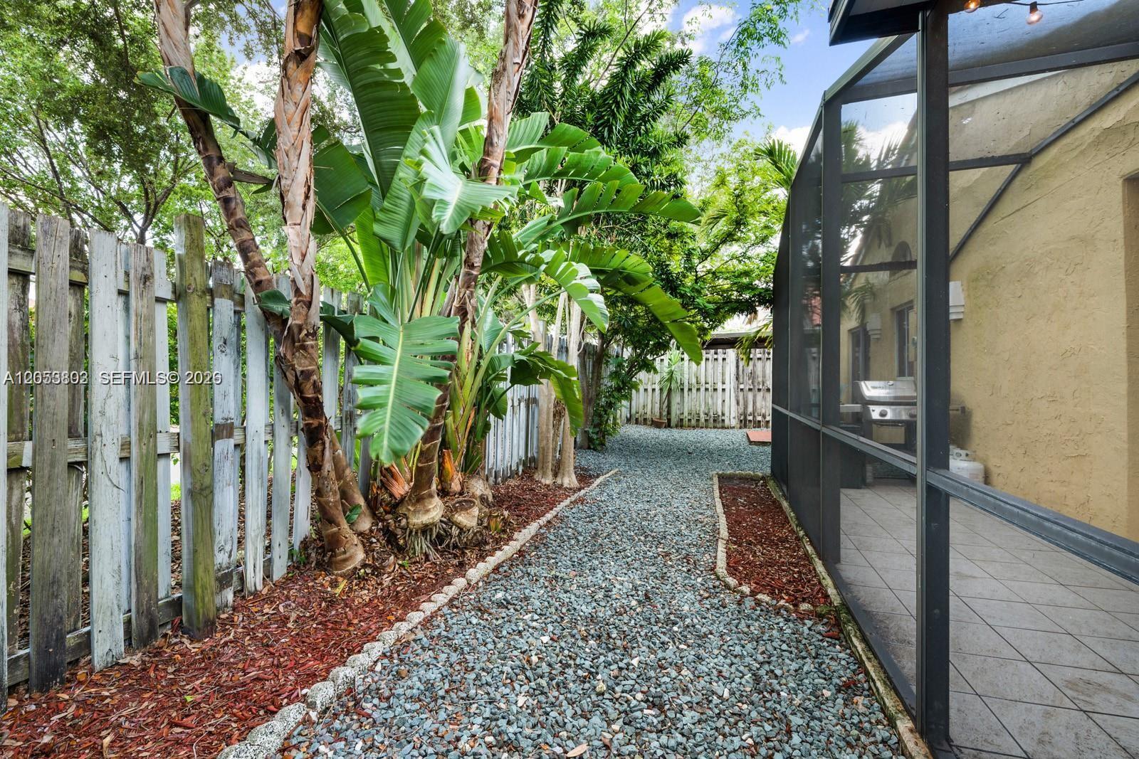 1377 Garden Road, Unit 1377 Weston, FL 33326 - Photo 29 of 32