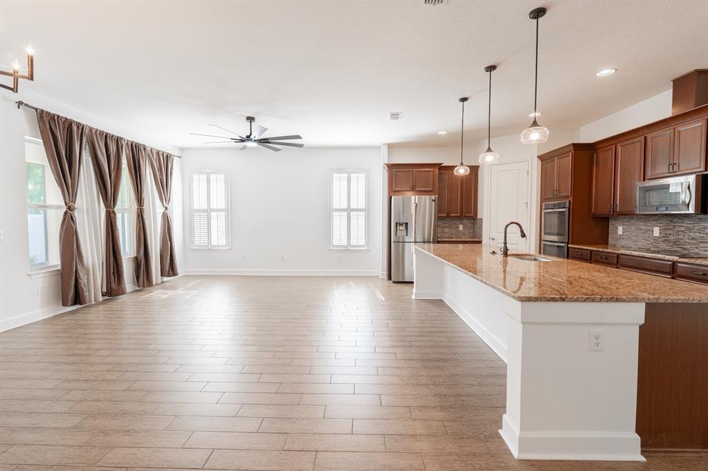 10667 Cardera Drive Riverview, FL 33578 - Photo 7 of 53