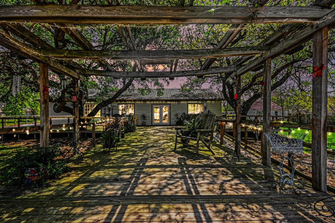 810 Miller Street Anahuac, TX 77514 - Photo 27 of 28 810 Miller Street
