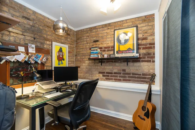 $169,000 | 1748 West Granville Avenue, Unit G, Chicago, IL 60660