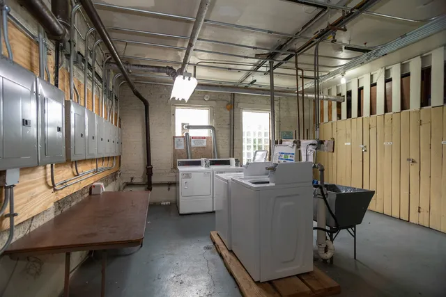 $169,000 | 1748 West Granville Avenue, Unit G, Chicago, IL 60660