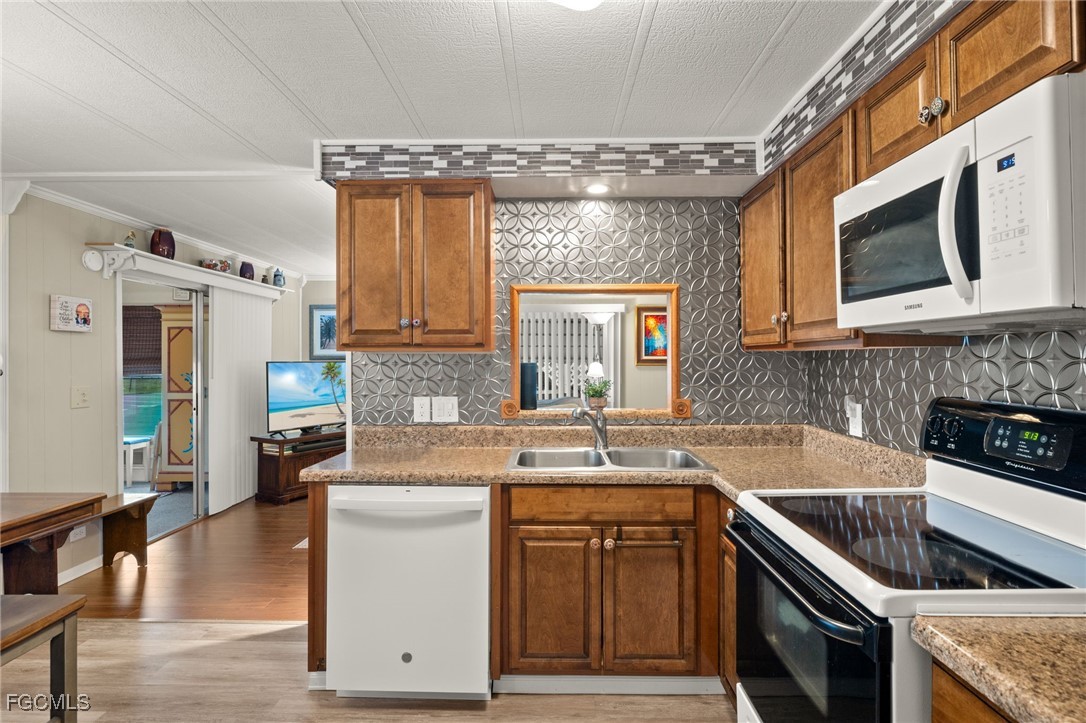 788 Roses Lane North Fort Myers, FL 33917 - Photo 6 of 28