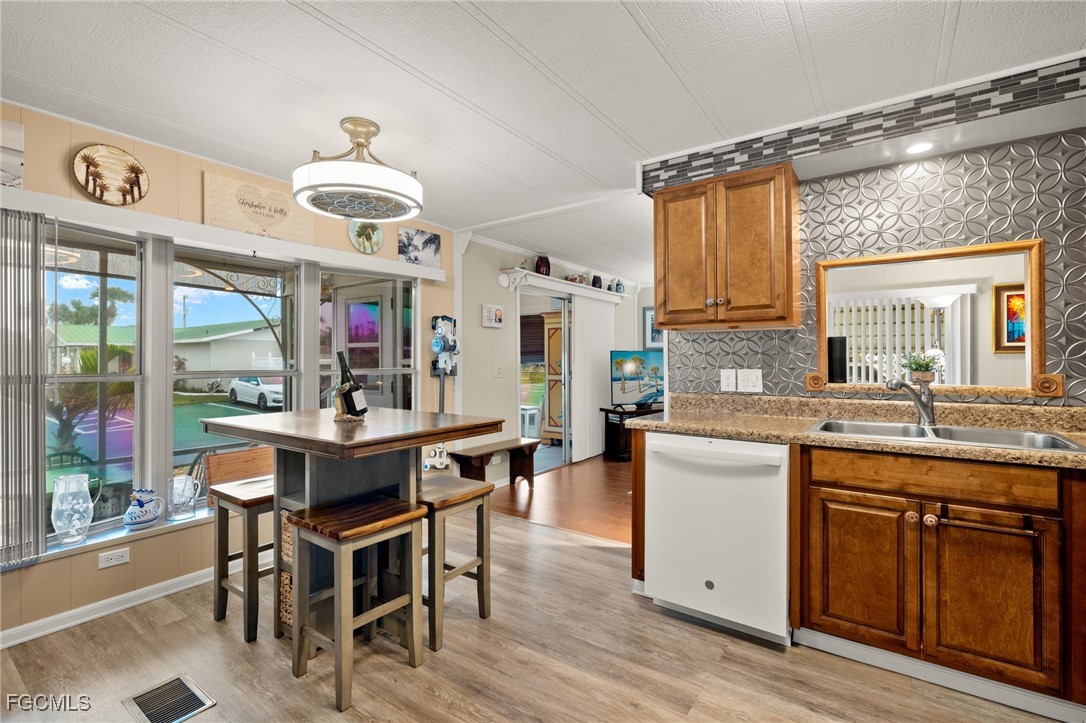 788 Roses Lane North Fort Myers, FL 33917 - Photo 7 of 28