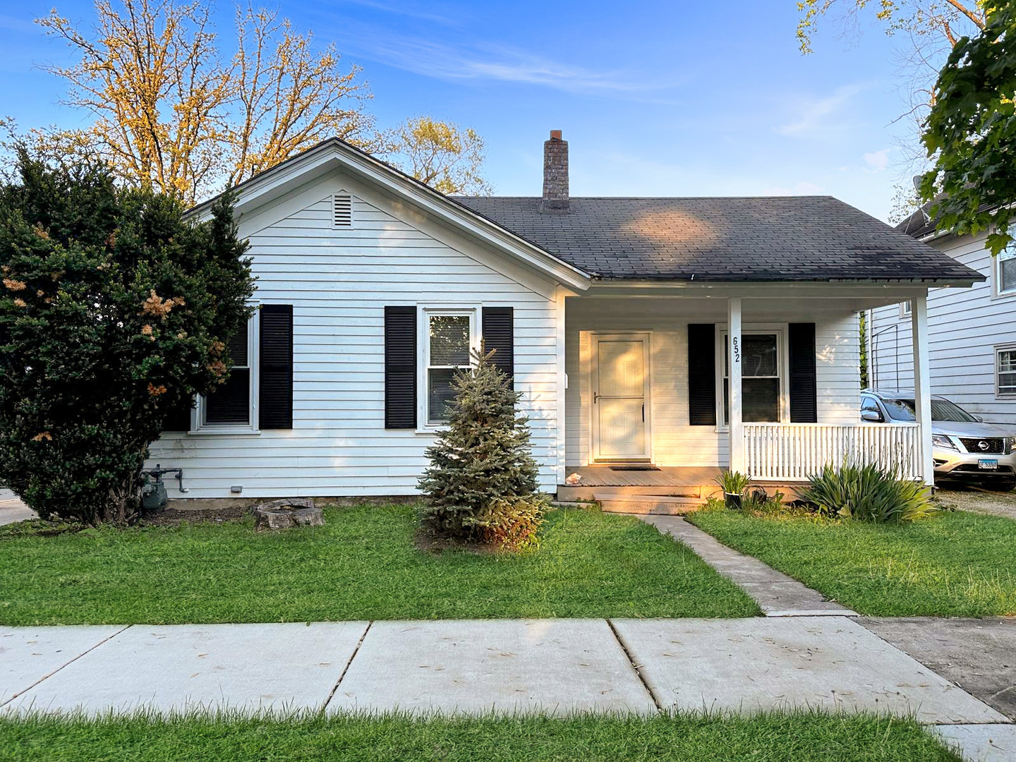 652 South Main Street Naperville, IL 60540 - Photo 1 of 8