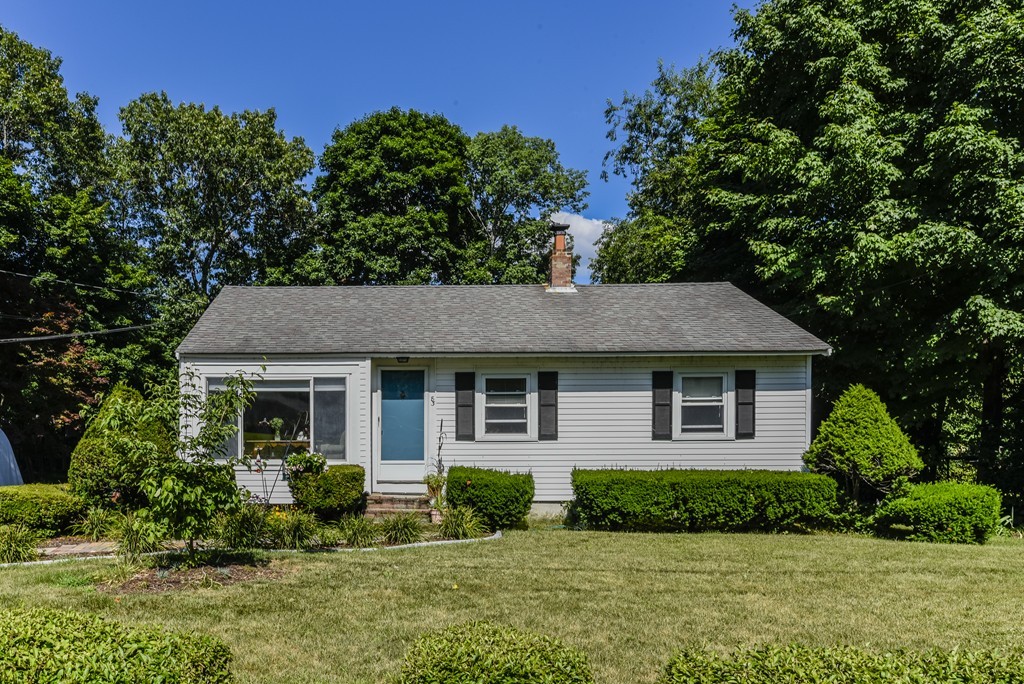 83 Bruce Road Walpole, MA 02081 - Photo 2 of 17 Gallery Image 2