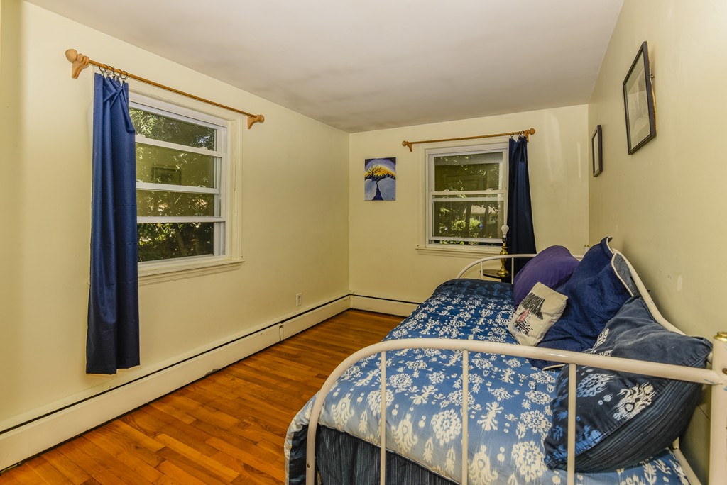 83 Bruce Road Walpole, MA 02081 - Photo 9 of 17 Gallery Image 9