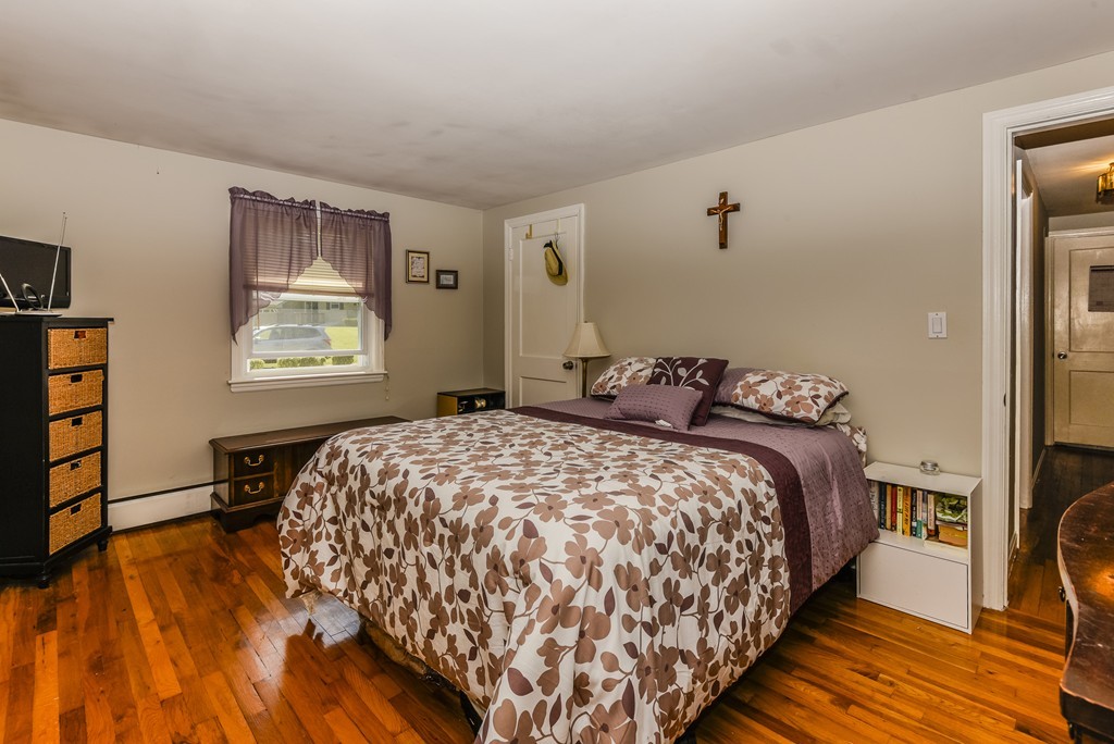 83 Bruce Road Walpole, MA 02081 - Photo 10 of 17 Gallery Image 10