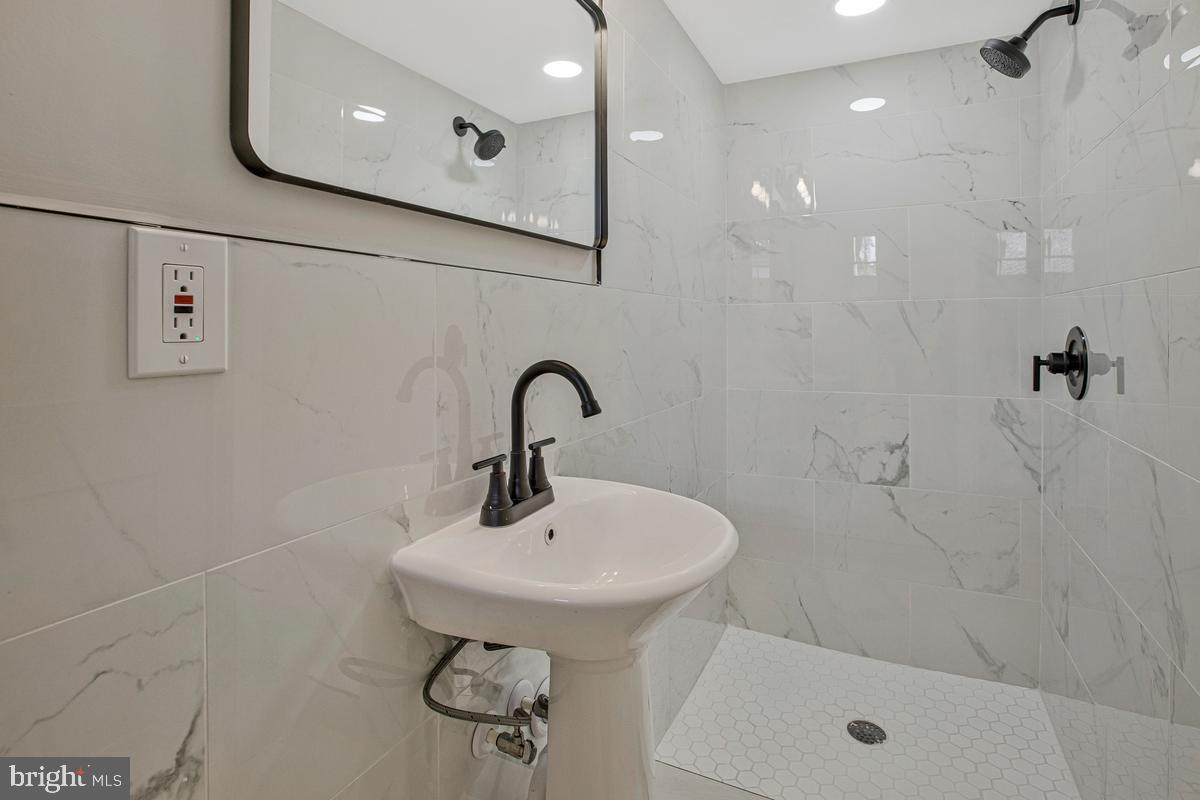 2309 Riggs Avenue Baltimore, MD 21216 - Photo 31 of 35