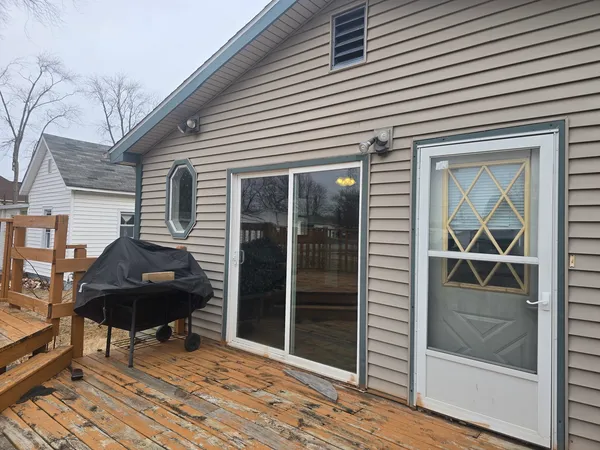 $86,000 | 404 South Elm Street, Villa Grove, IL 61956