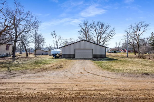 $350,000 | 16811 89 1/2 Street Northeast, Oak Park, MN 56357