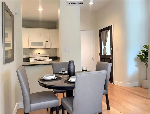 $4,500 | 425 Marlborough Street, Unit 2, Boston, MA 02115