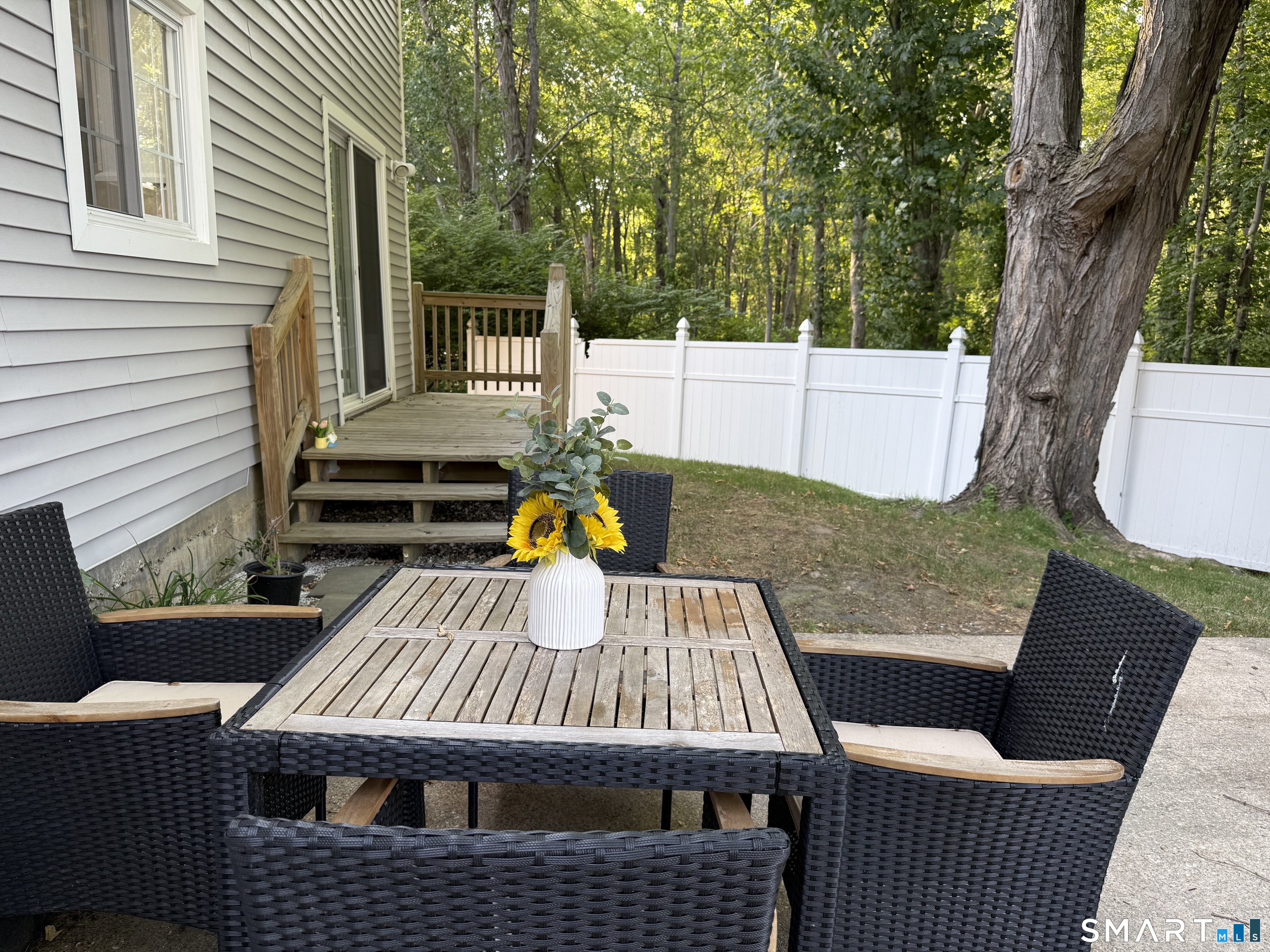 5 Griffith Road Greenwich, CT 06878 - Photo 31 of 34 Private deck offering additional outdoor seating, relaxing and entertaining space.