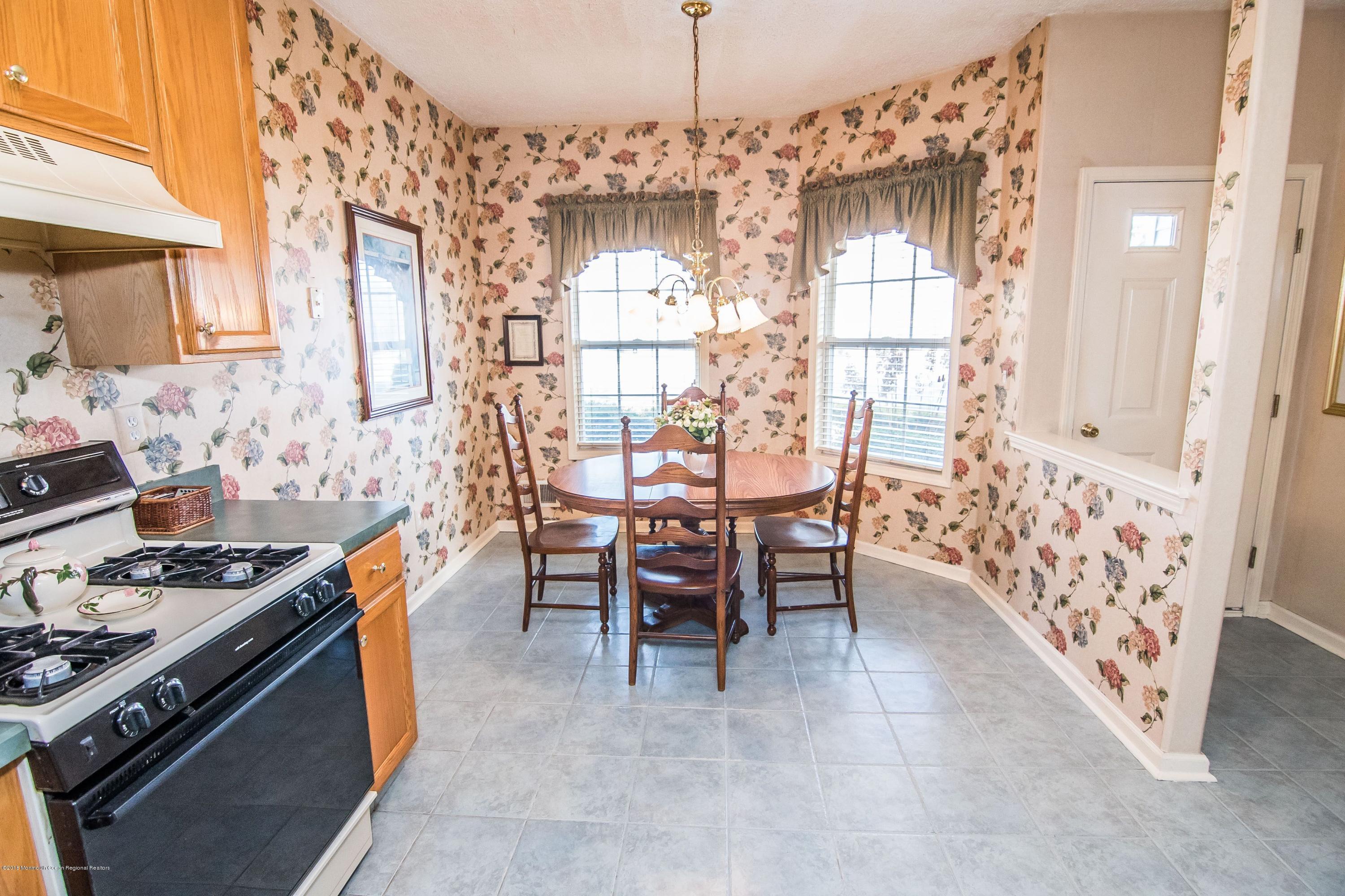 6 Riva Boulevard, Unit 290 Brick, NJ 08723 - Photo 4 of 21 kitchen3