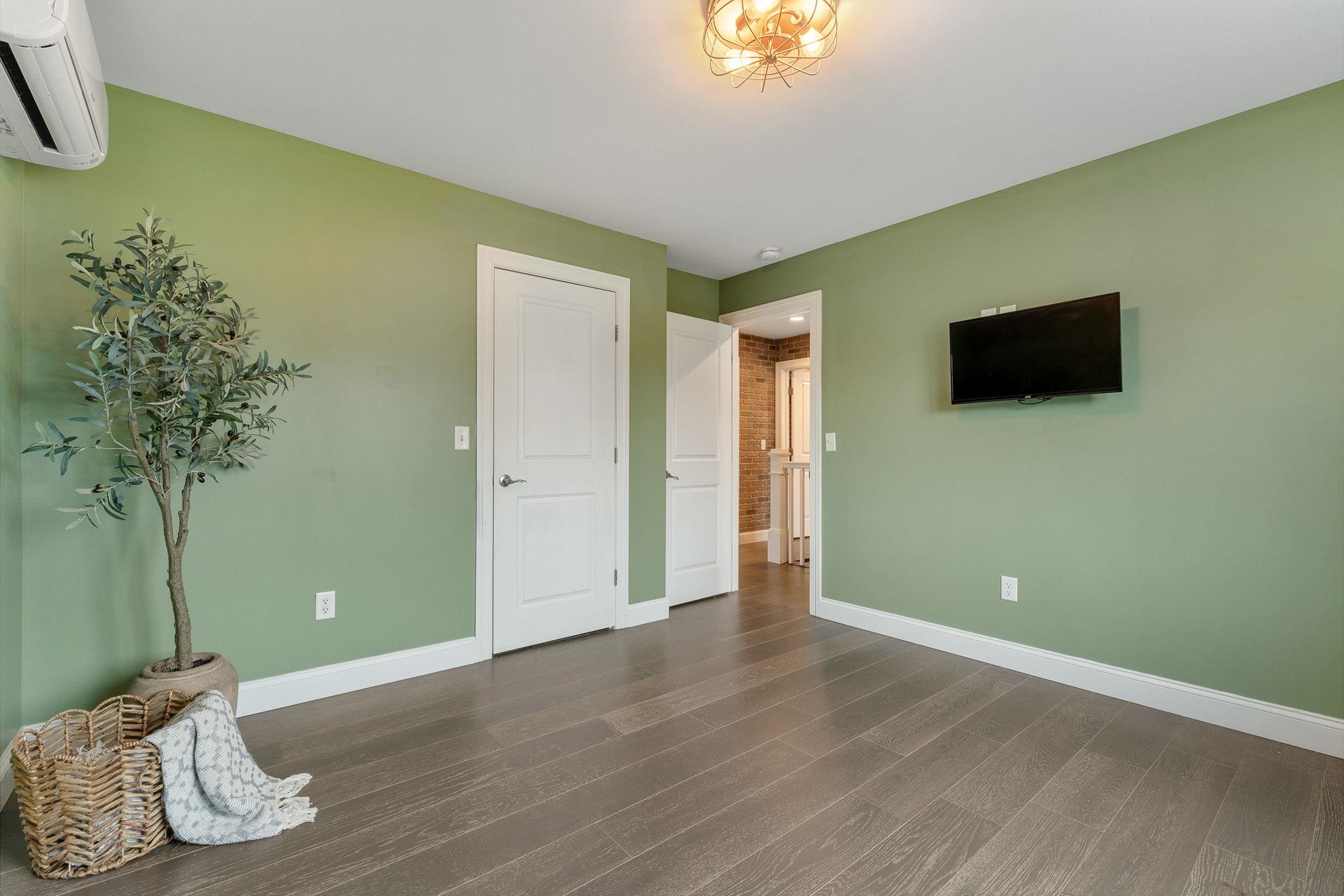 122 Red King Road St. Albans Town, VT 05478 - Photo 27 of 59