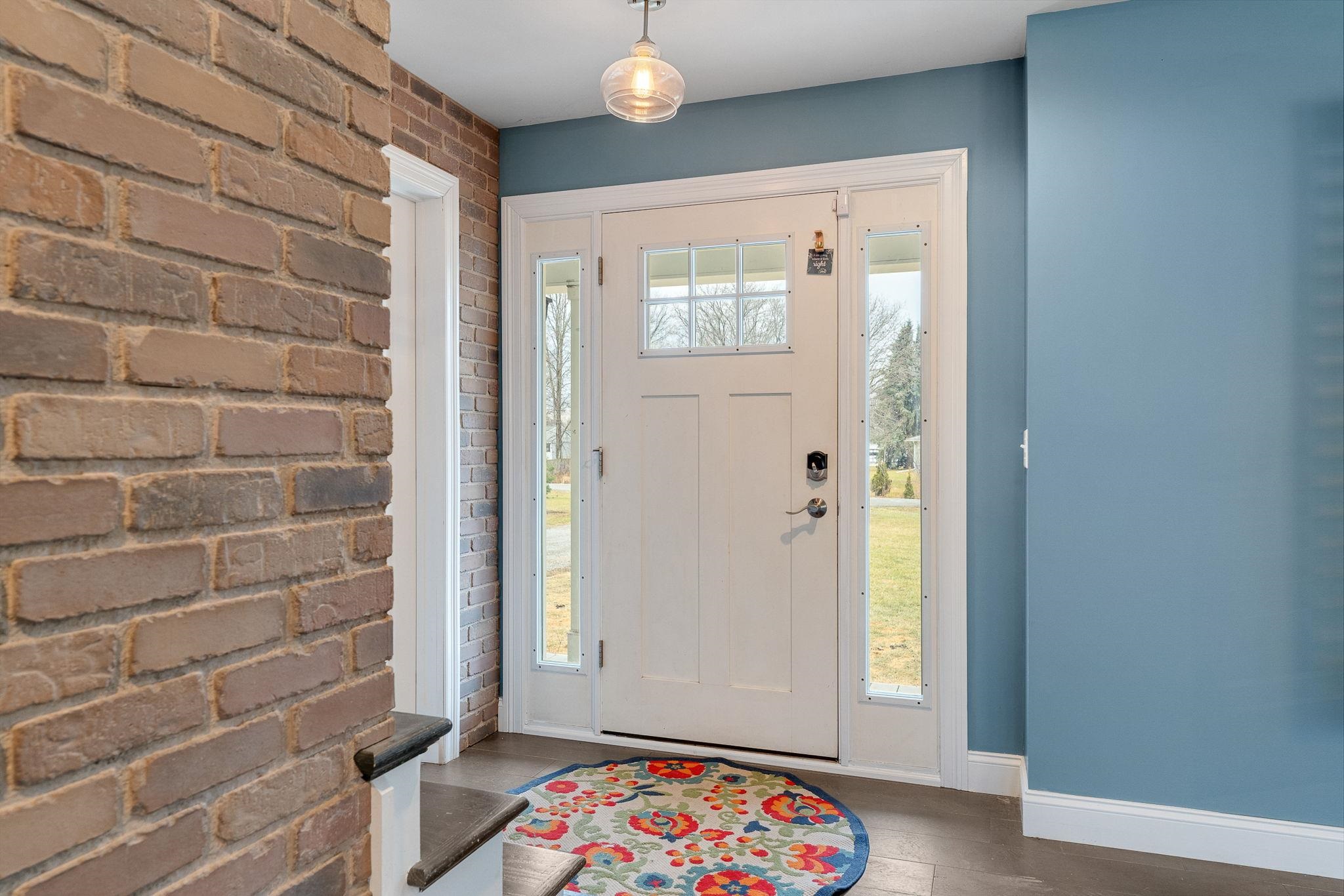 122 Red King Road St. Albans Town, VT 05478 - Photo 4 of 59