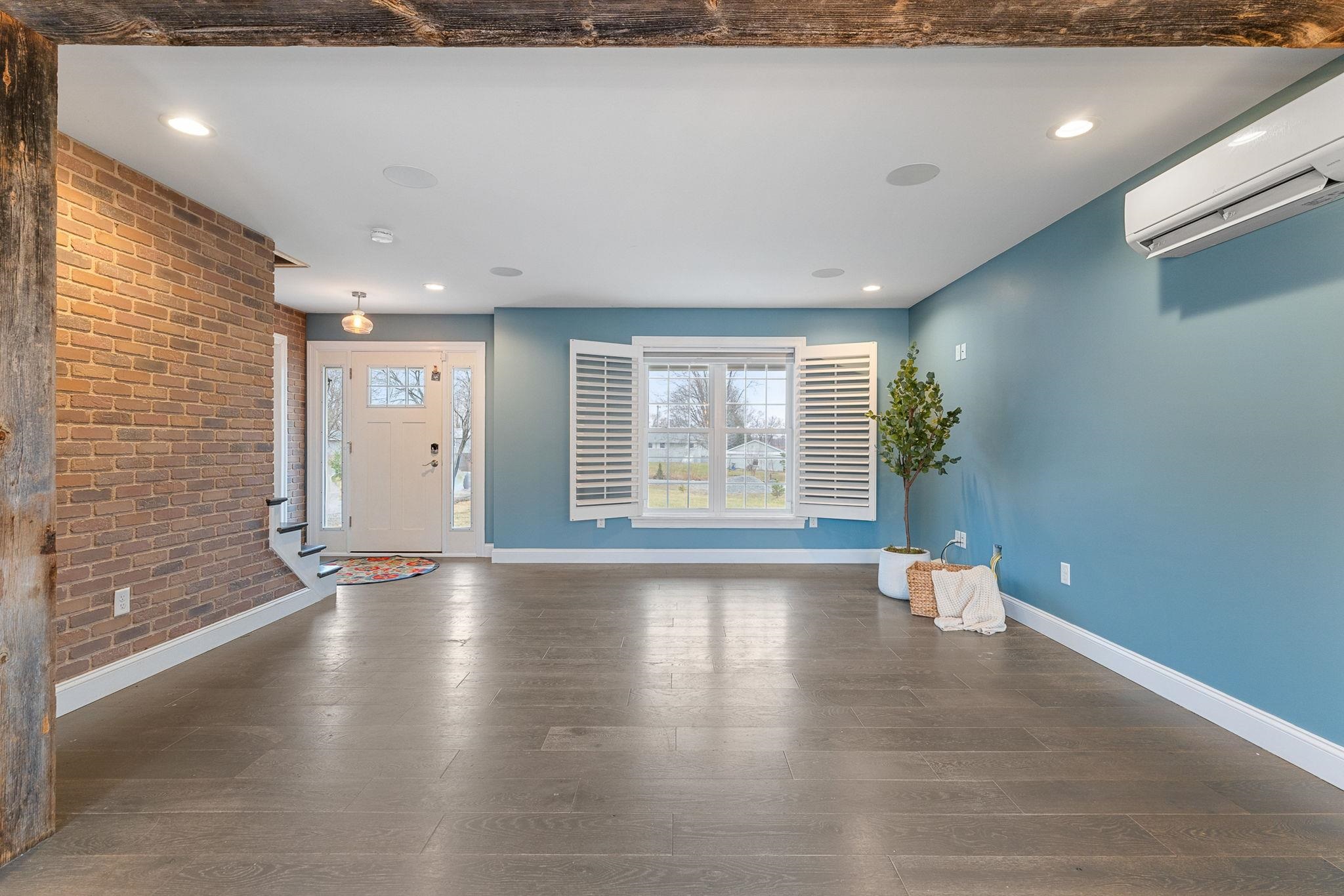 122 Red King Road St. Albans Town, VT 05478 - Photo 5 of 59