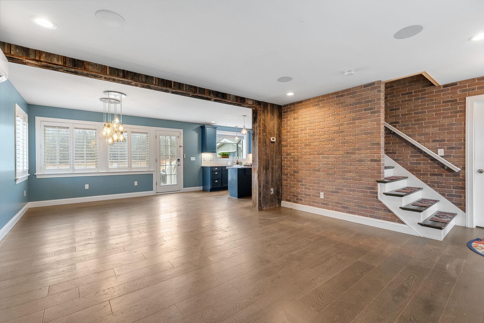 122 Red King Road St. Albans Town, VT 05478 - Photo 9 of 59