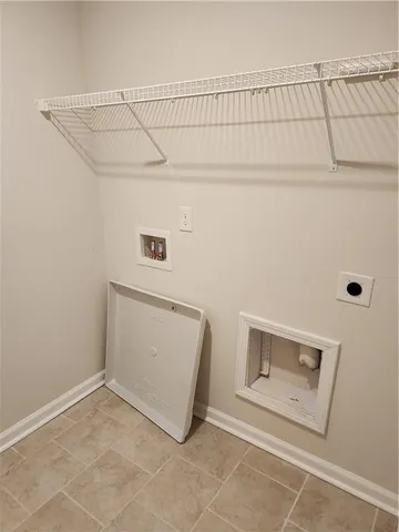 a view of utility room