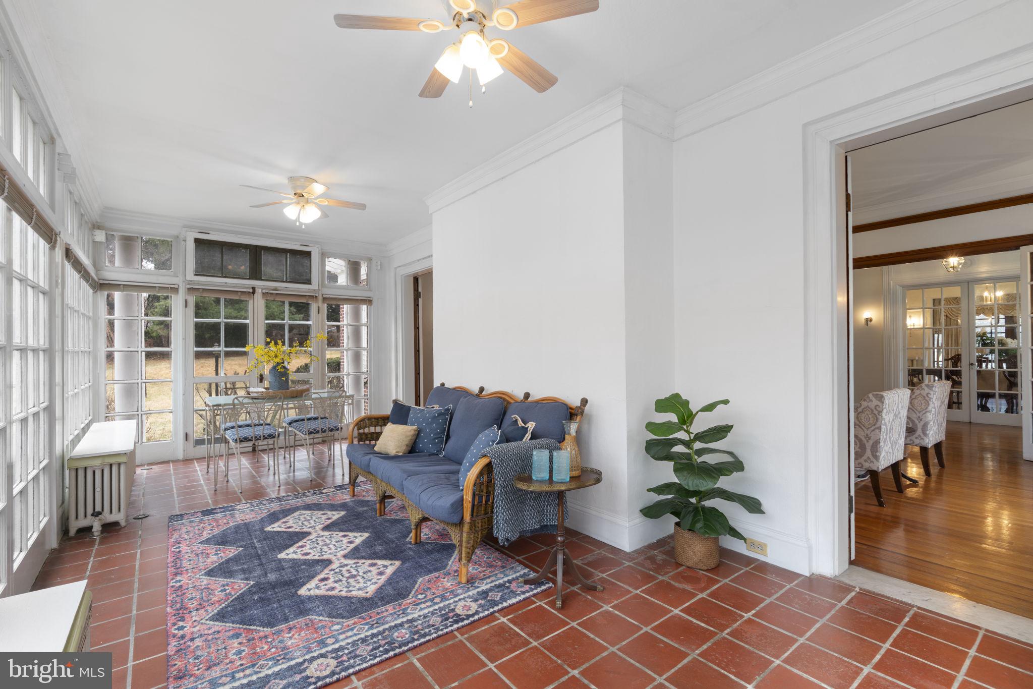 414 Old Orchard Road Baltimore, MD 21229 - Photo 14 of 84 a living room with furniture and a potted plant