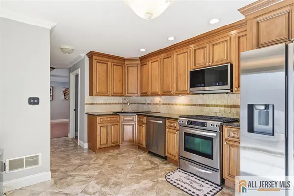 $649,000 | 9 Barn Swallow Boulevard, Marlboro, NJ 07746