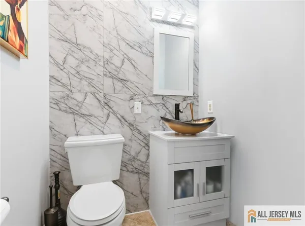 $649,000 | 9 Barn Swallow Boulevard, Marlboro, NJ 07746