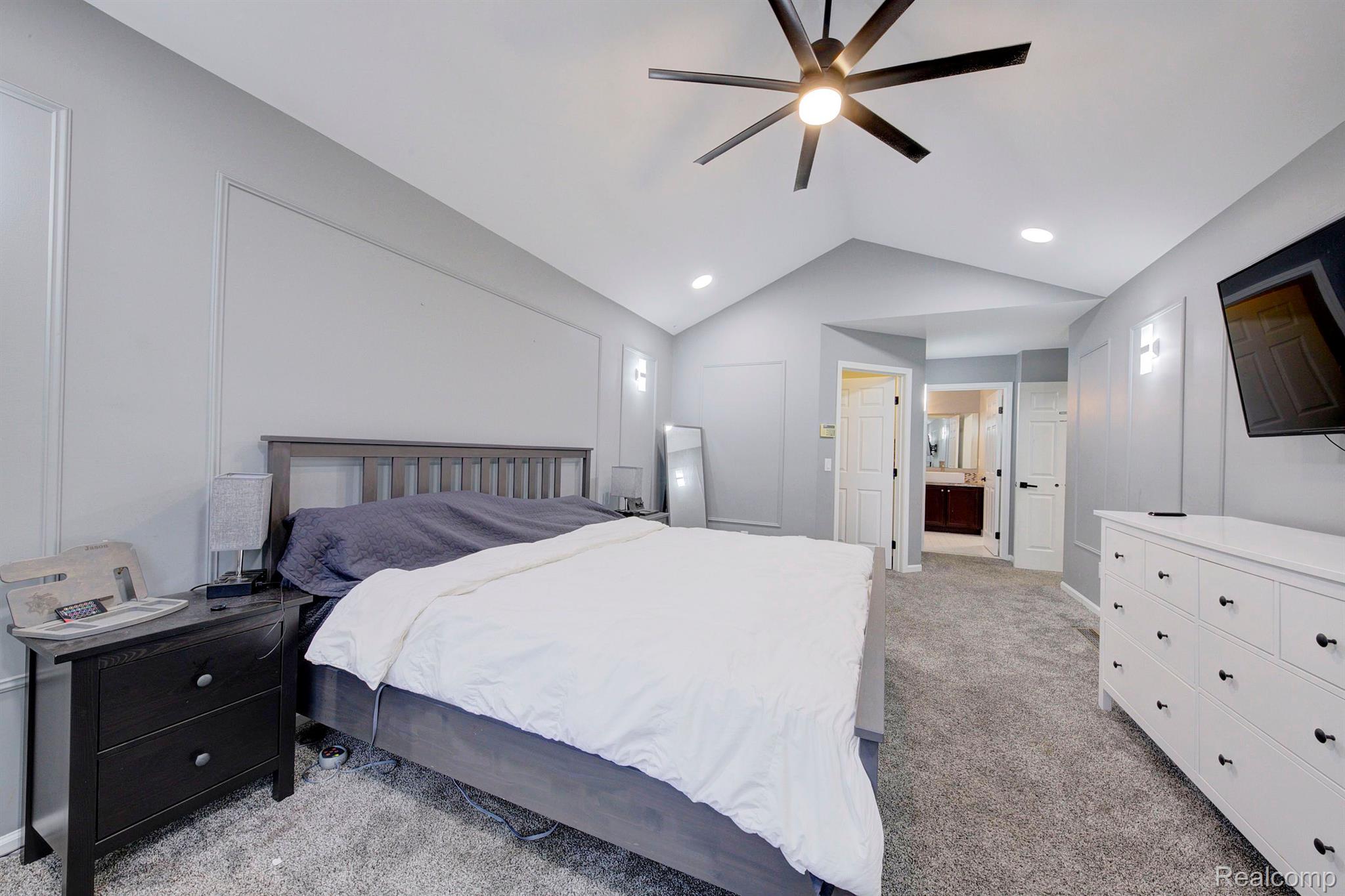 4342 Ridge Court Pinckney, MI 48169 - Photo 18 of 34 Gallery Image 18